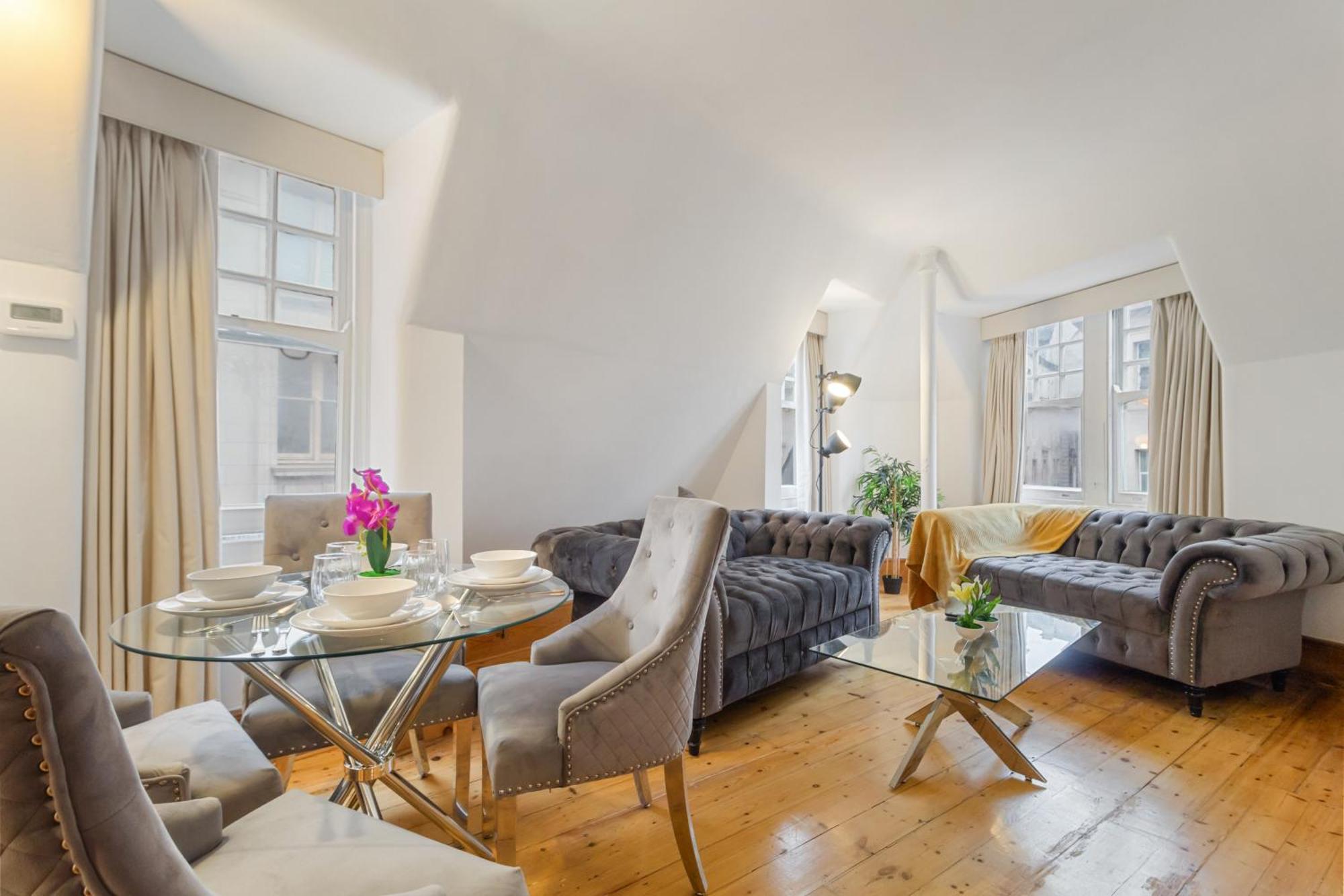 Apartamento Elegant 3-bedroom In The Heart Of Piccadilly Circus No Lift- 4gl *